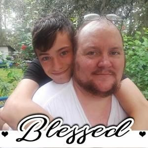 Meet your Posher, Christian